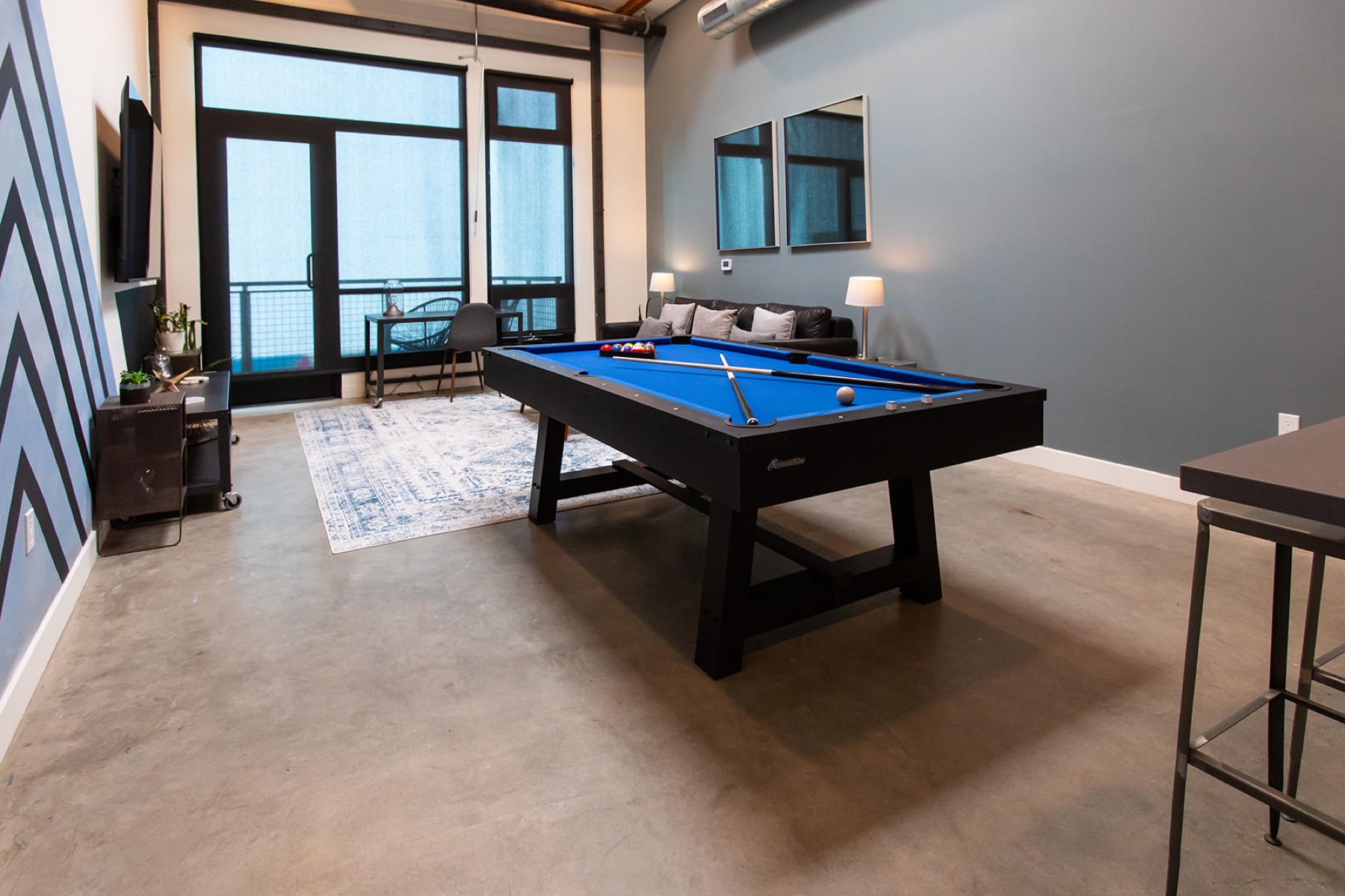 Loft 204